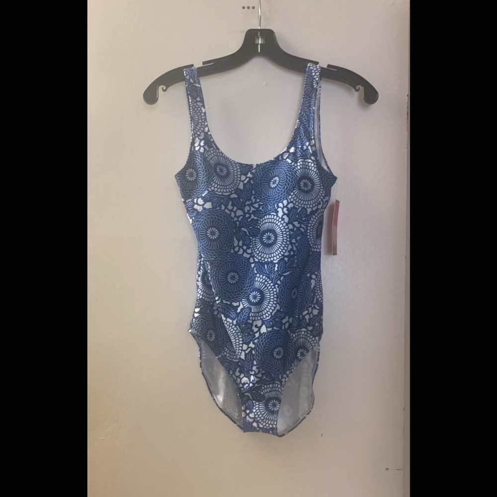 🌟Tank Style One Piece Swimsuit